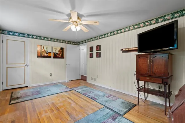 $285,000 | 13659 Wright Drive, North Huntingdon, PA 15642