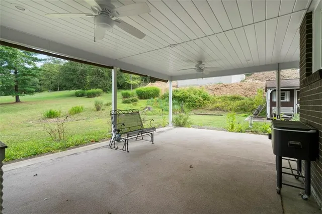 $285,000 | 13659 Wright Drive, North Huntingdon, PA 15642