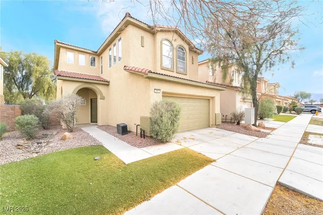 $2,320 | 744 Blue Barrel Street, Henderson, NV 89011