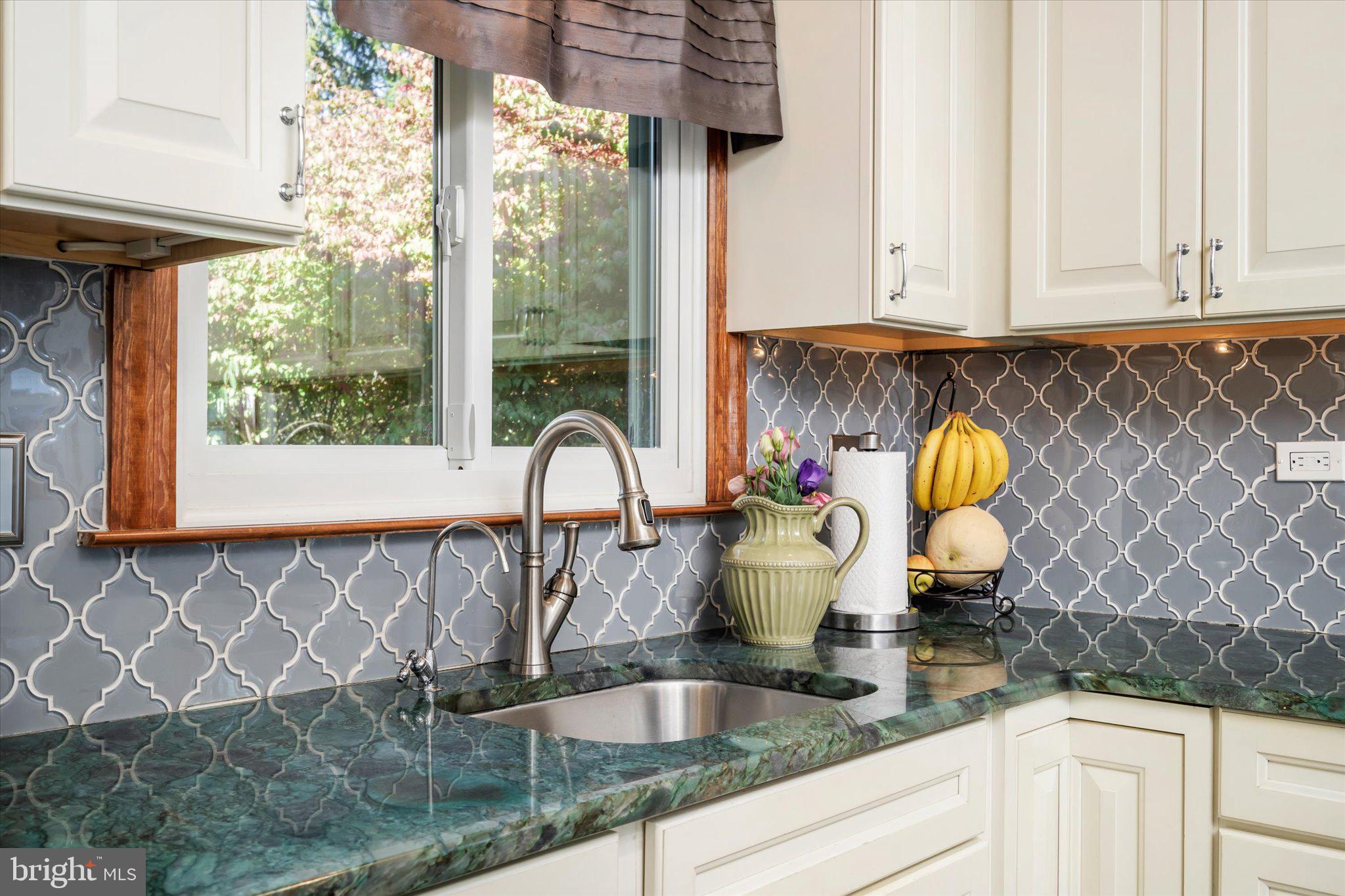 17 Georgetown Road Bordentown, NJ 08505 - Photo 11 of 35 Gallery Image 11