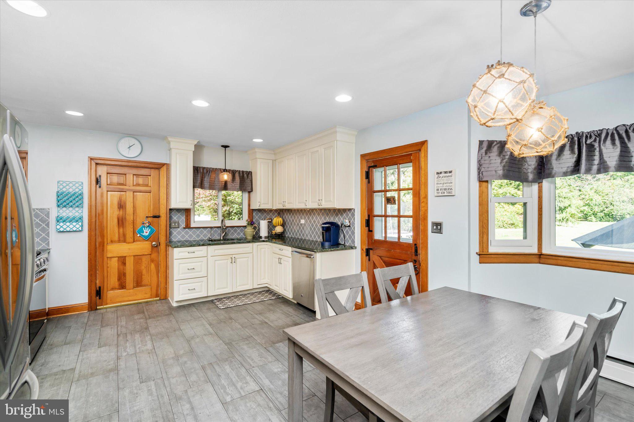 17 Georgetown Road Bordentown, NJ 08505 - Photo 7 of 35 Kitchen