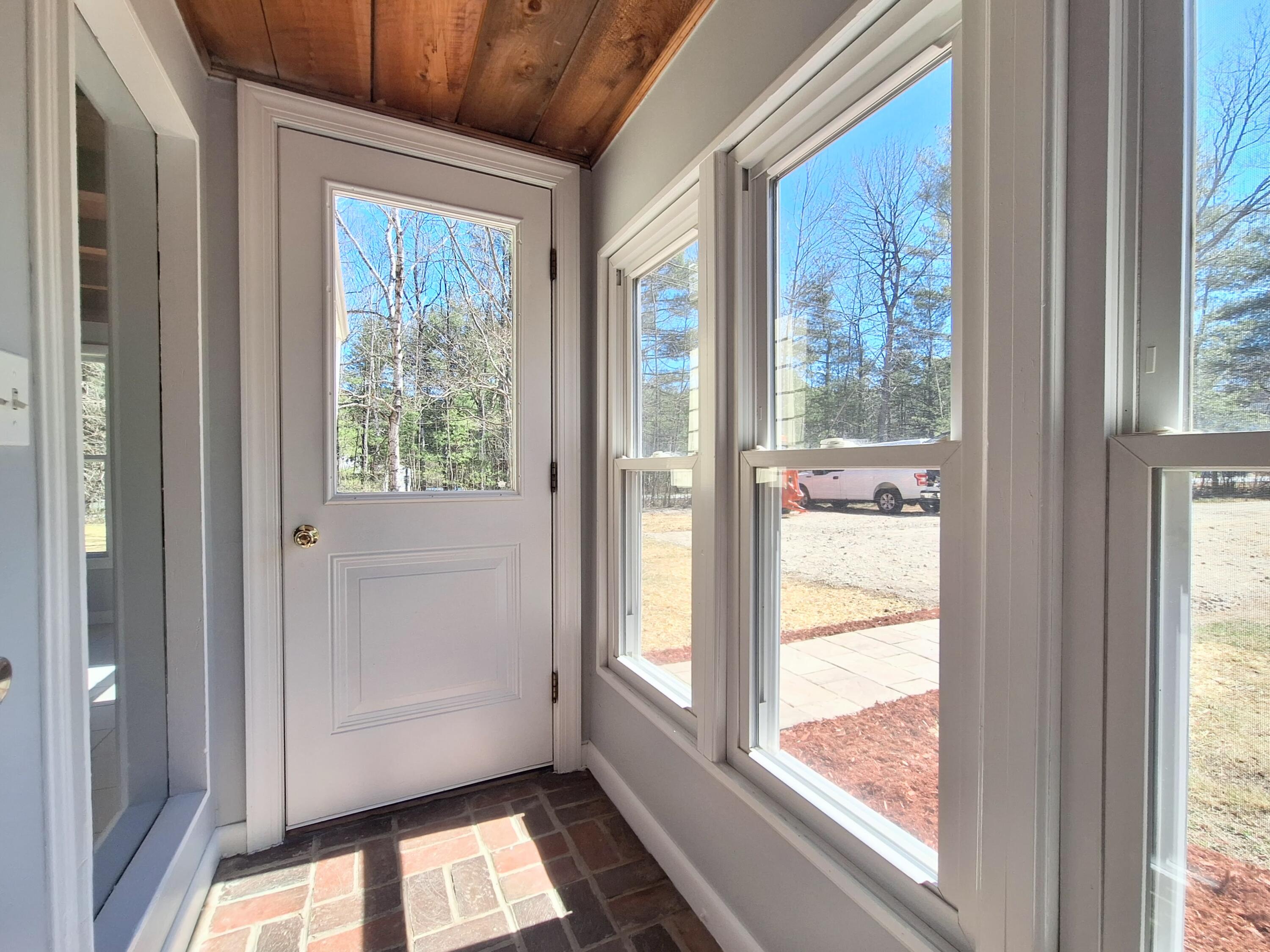68 King Road Lisbon, ME 04250 - Photo 5 of 49 20240425_135849