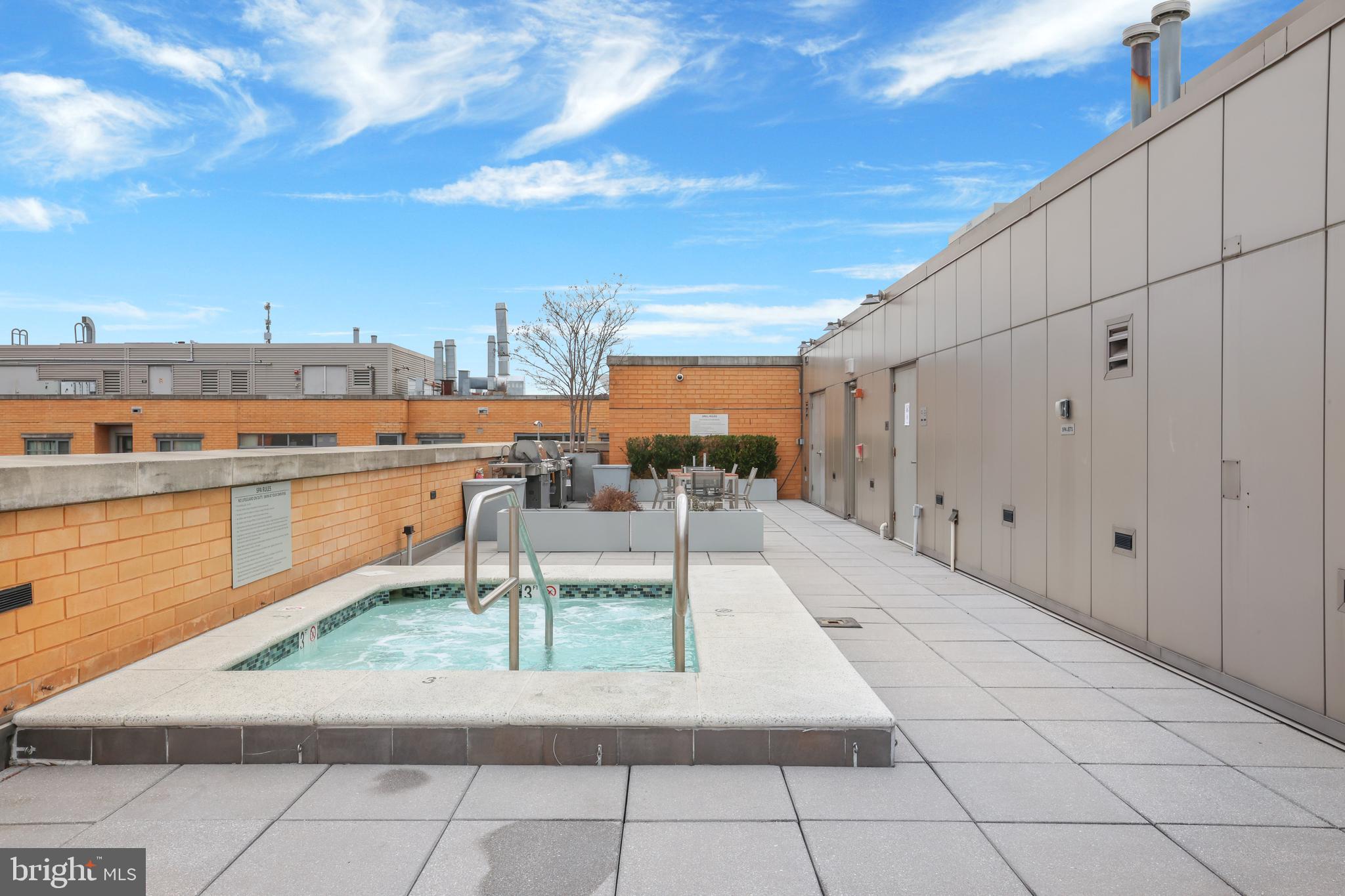 475 K Street Northwest, Unit 920 Washington, DC 20001 - Photo 22 of 25 a view of a terrace with seating space