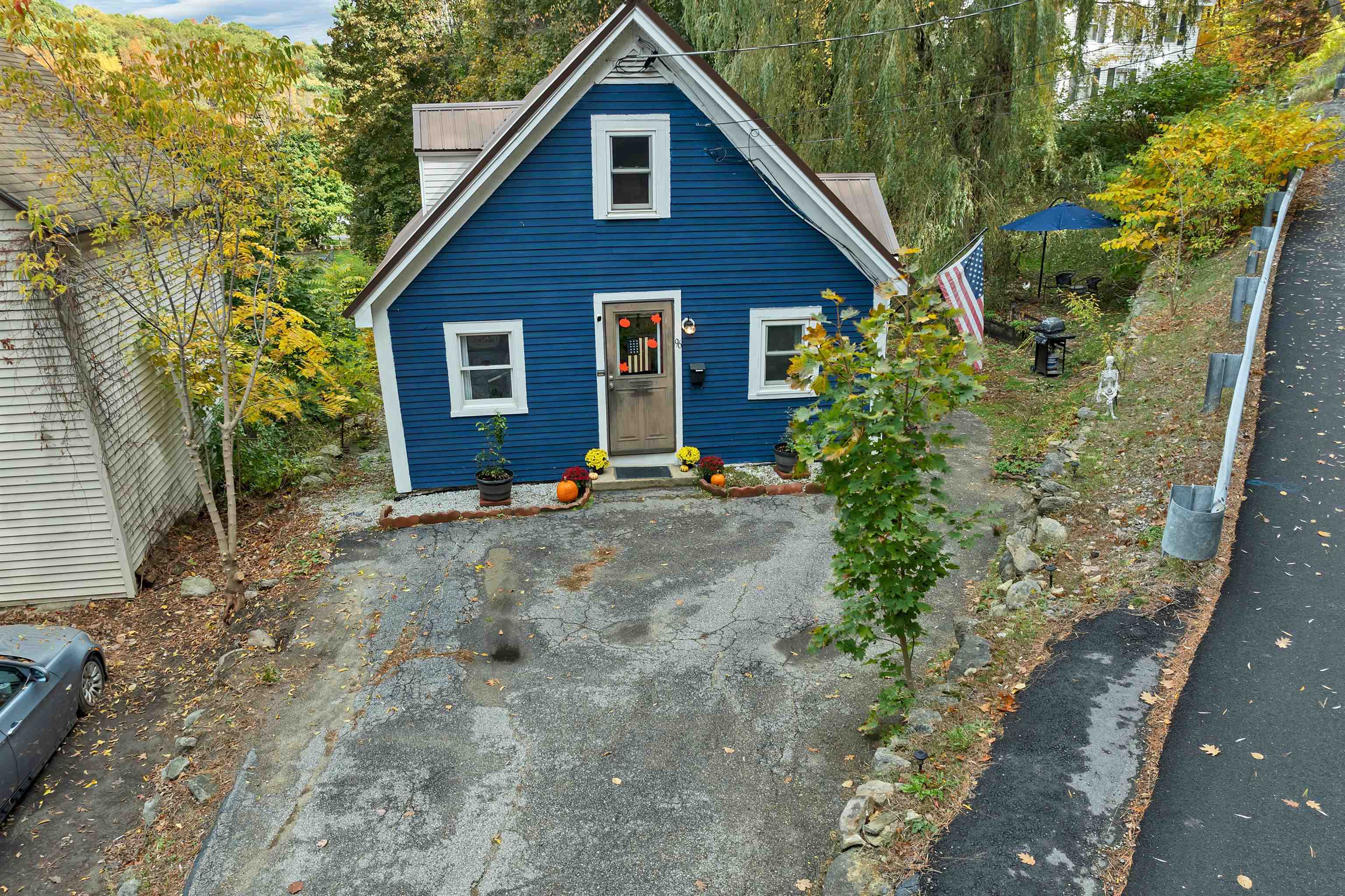 96 Clinton Street Laconia, NH 03246 - Photo 5 of 45