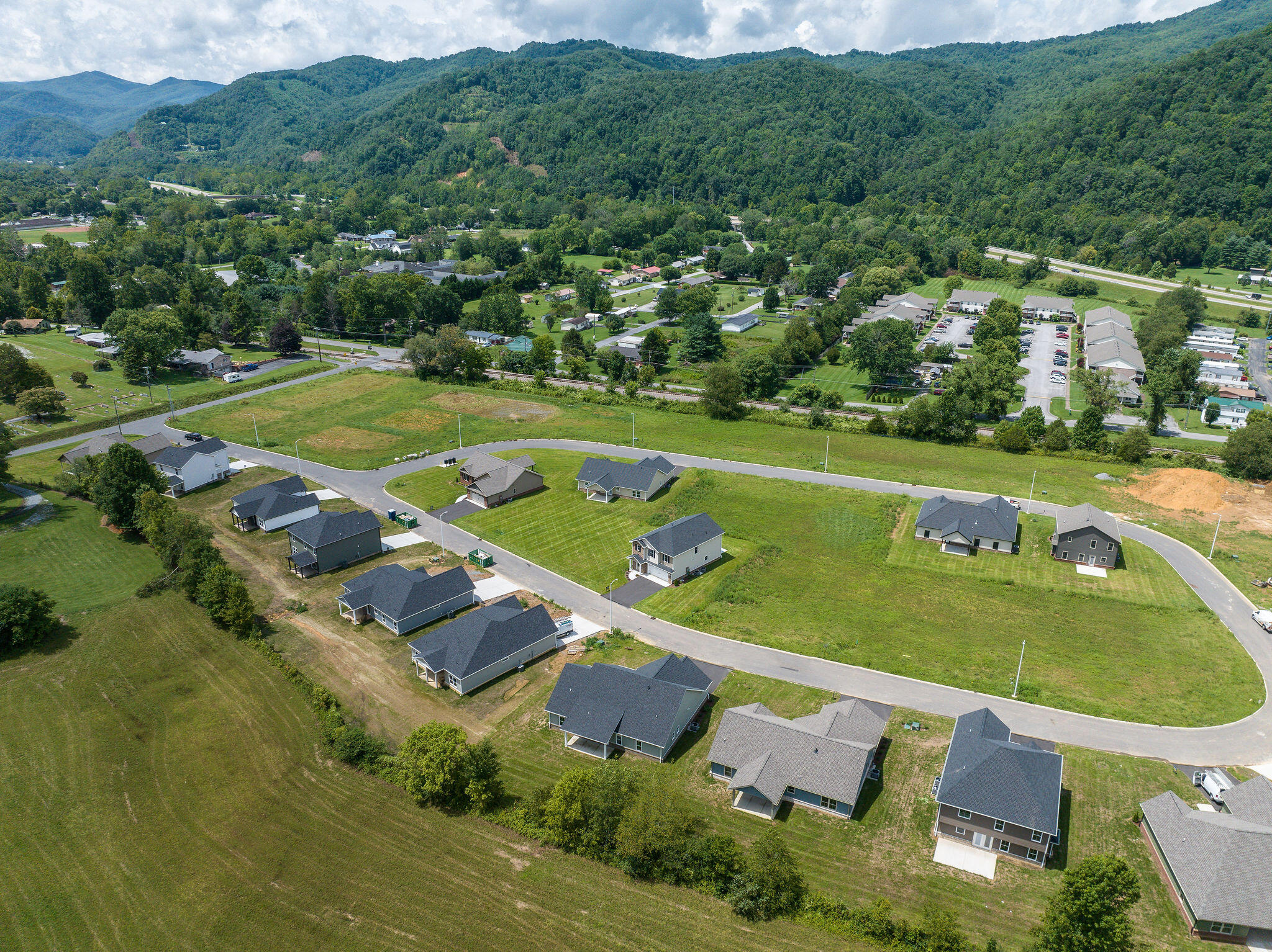 144 Ervin Loop, Unit 5 Erwin, TN 37650 - Photo 1 of 2 DJI_0861-Edit