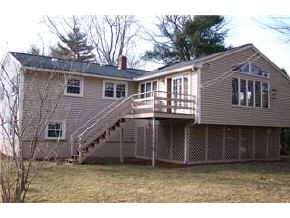 13 Palomino Road Salem, NH 03079 - Photo 2 of 9