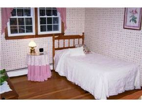 13 Palomino Road Salem, NH 03079 - Photo 8 of 9