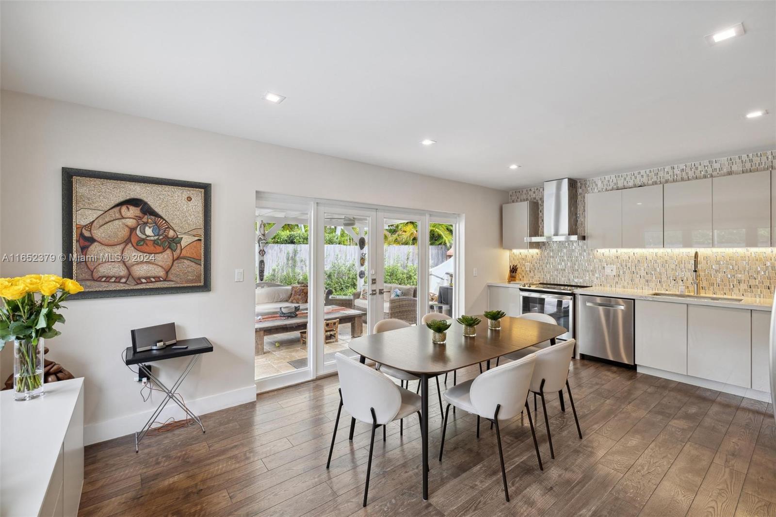 670 Allendale Road Key Biscayne, FL 33149 - Photo 15 of 43