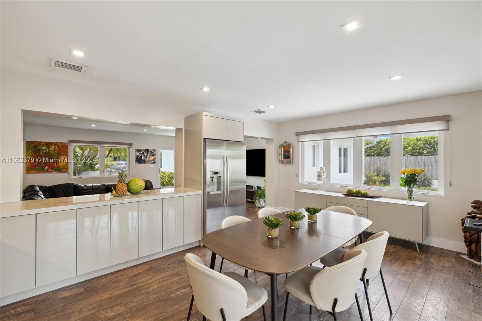 670 Allendale Road Key Biscayne, FL 33149 - Photo 18 of 43