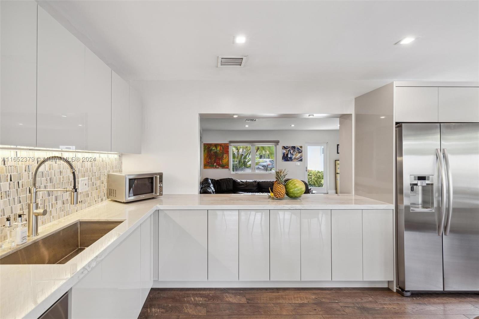 670 Allendale Road Key Biscayne, FL 33149 - Photo 21 of 43