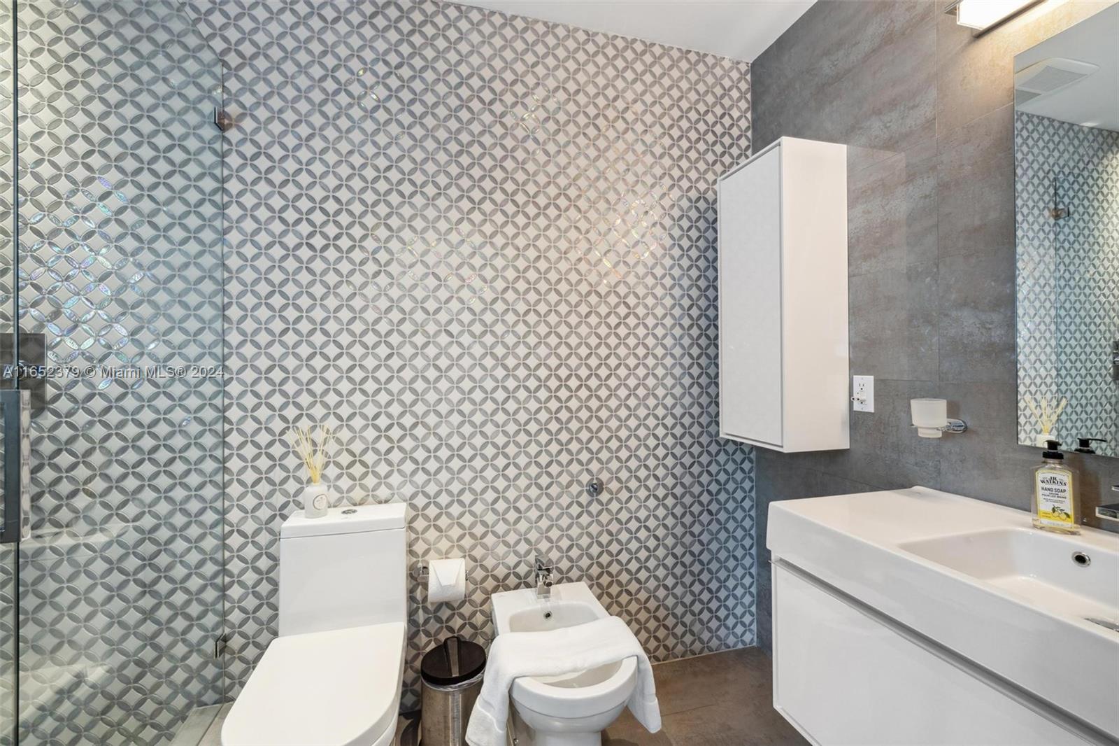 670 Allendale Road Key Biscayne, FL 33149 - Photo 40 of 43