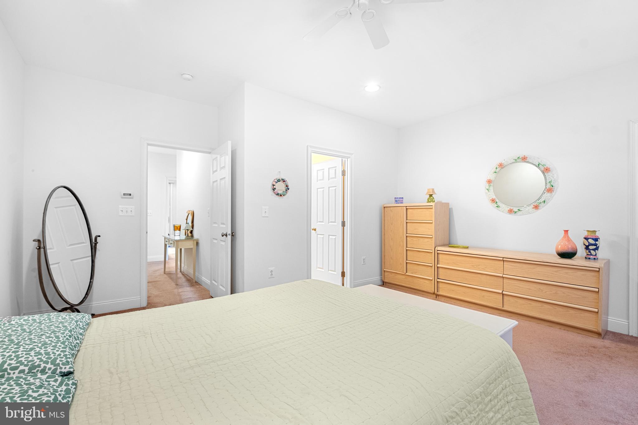 304 Captains Way Philadelphia, PA 19146 - Photo 27 of 63
