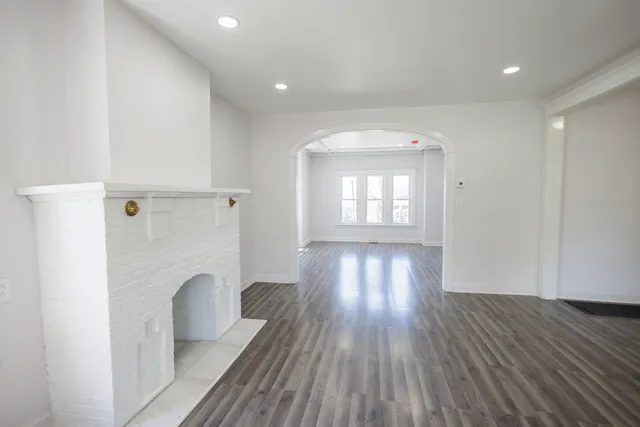 a view of livingroom with furniture and wooden floor