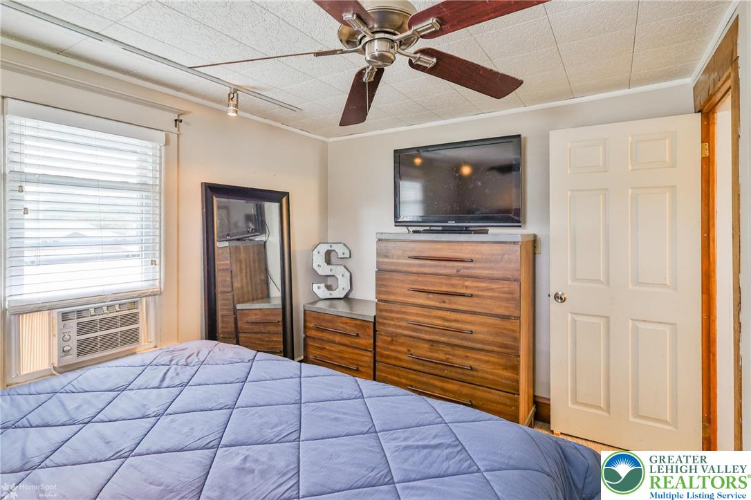 451 East Lawn Road Nazareth, PA 18064 - Photo 44 of 81 Gallery Image 44