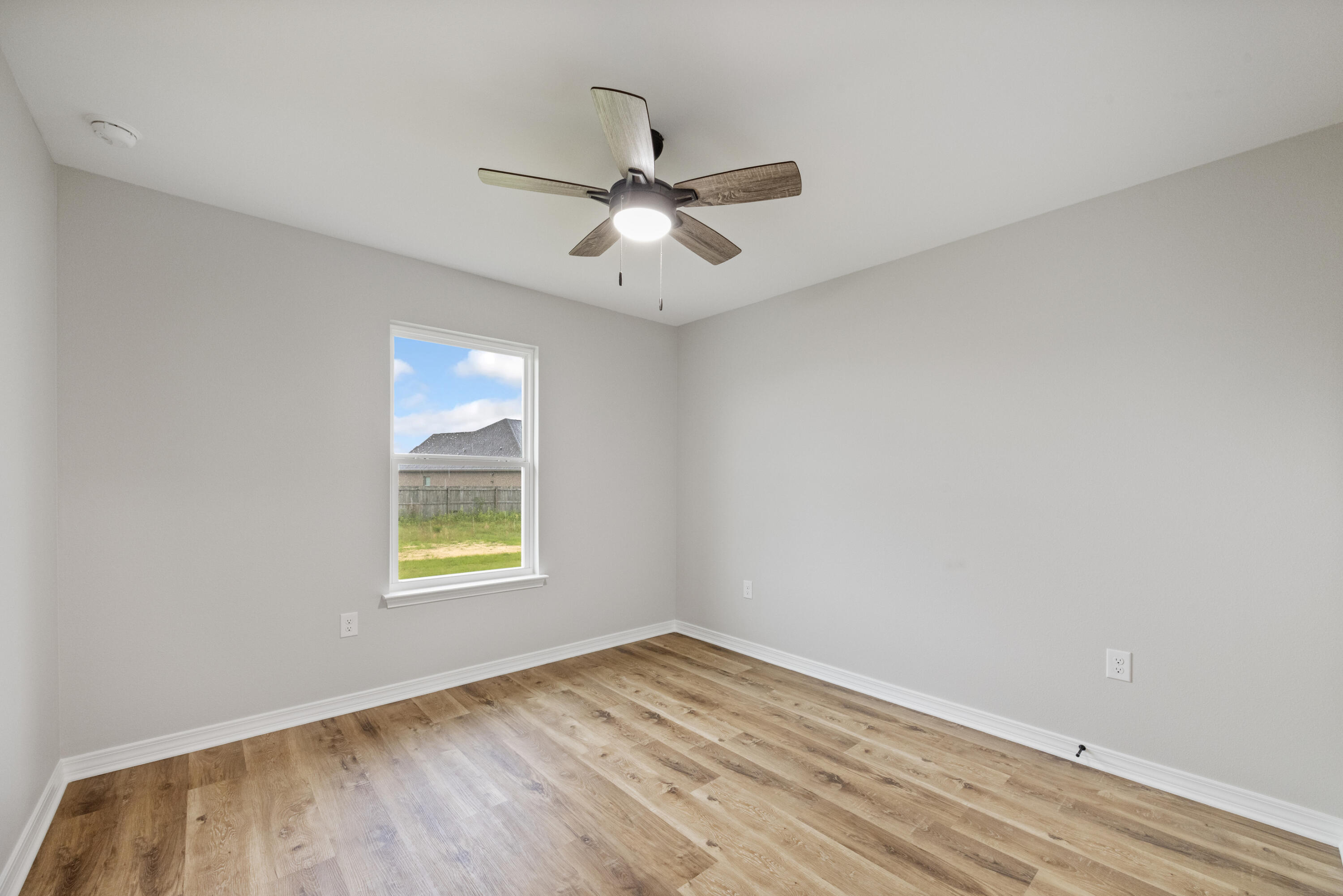 6208 Redeemer Way Crestview, FL 32539 - Photo 24 of 28 32-32