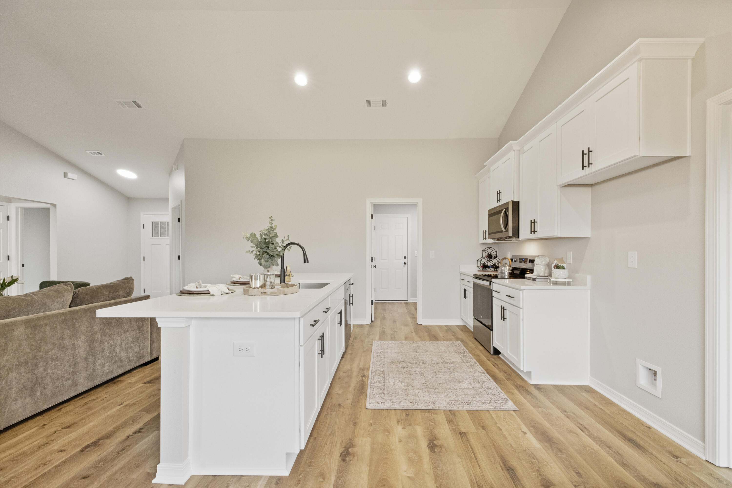 6208 Redeemer Way Crestview, FL 32539 - Photo 8 of 28 11-11