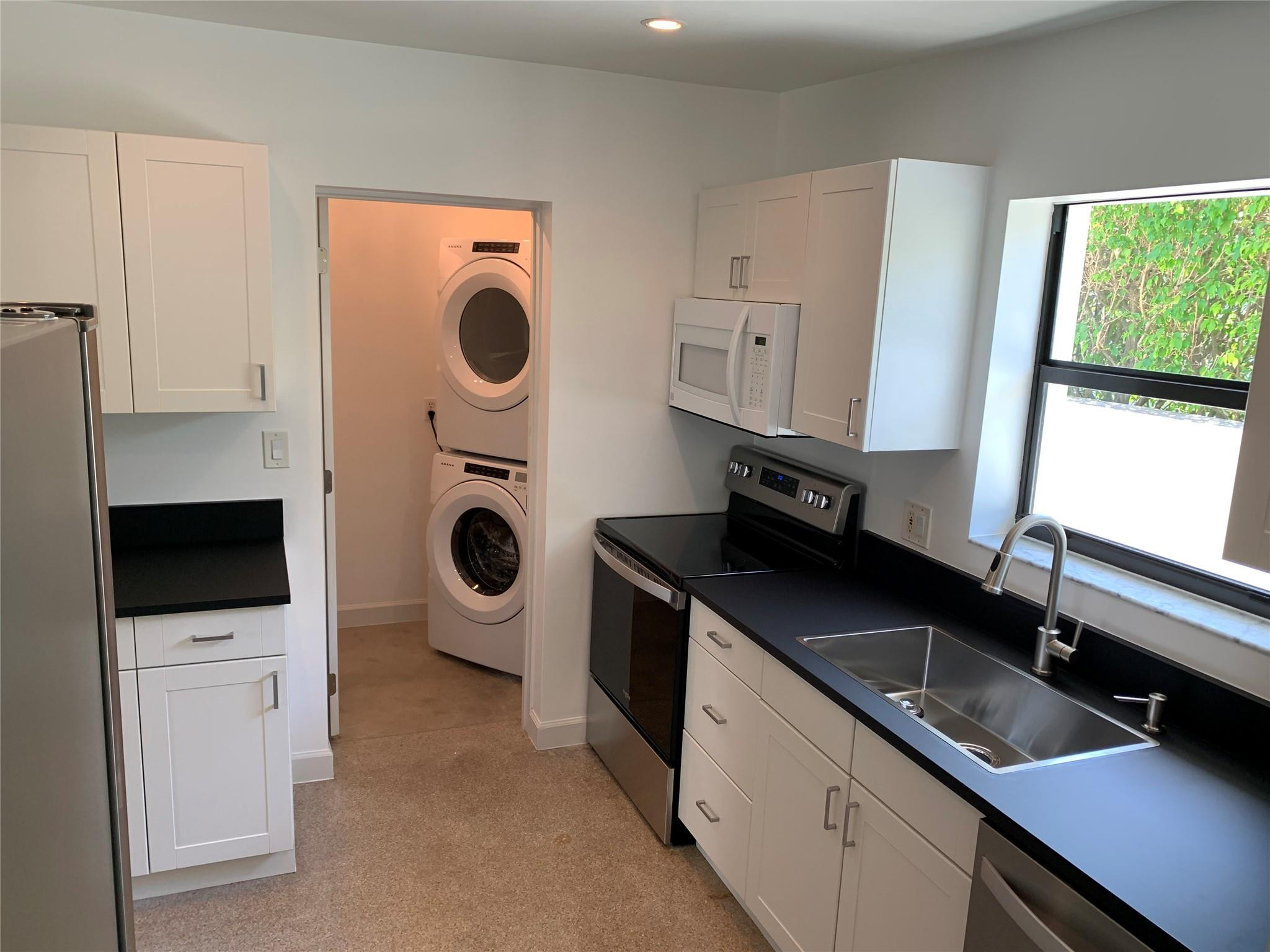 3405 Dover Road Pompano Beach, FL 33062 - Photo 13 of 20 Photo 13