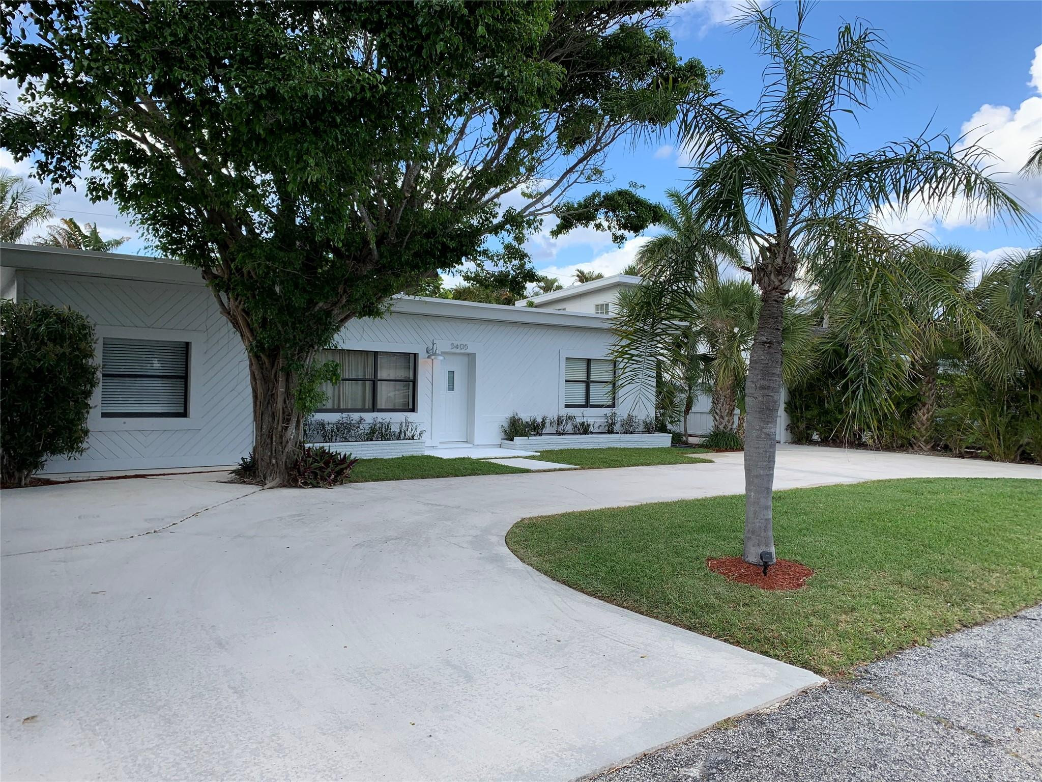 3405 Dover Road Pompano Beach, FL 33062 - Photo 2 of 20 Photo 2