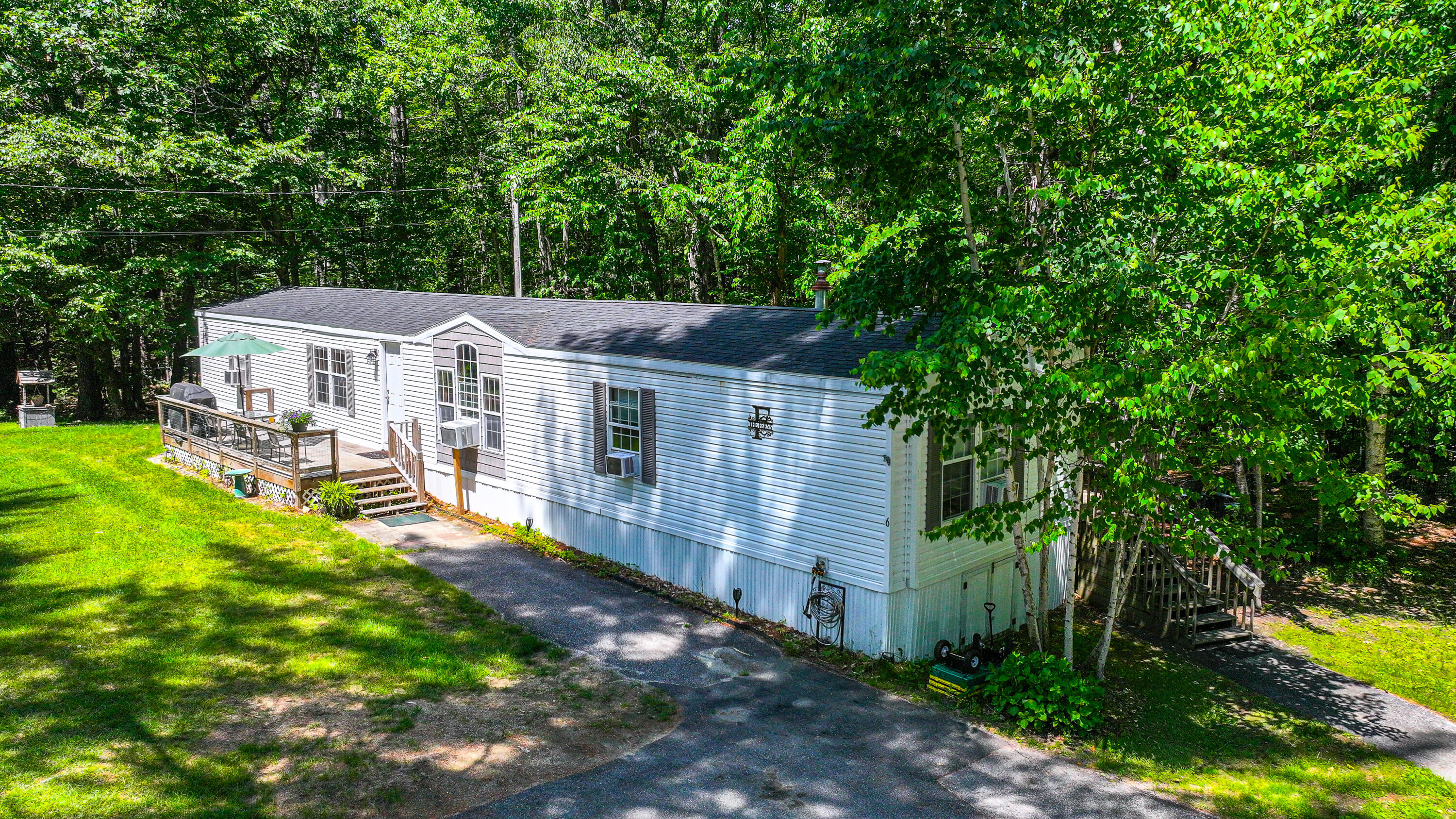 6 Donna Avenue Naples, ME 04055 - Photo 3 of 51 rickers resort unit 6 upper level-3