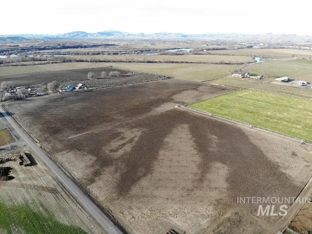 $800,000 | Tbd Airport Road, Weiser, ID 83672