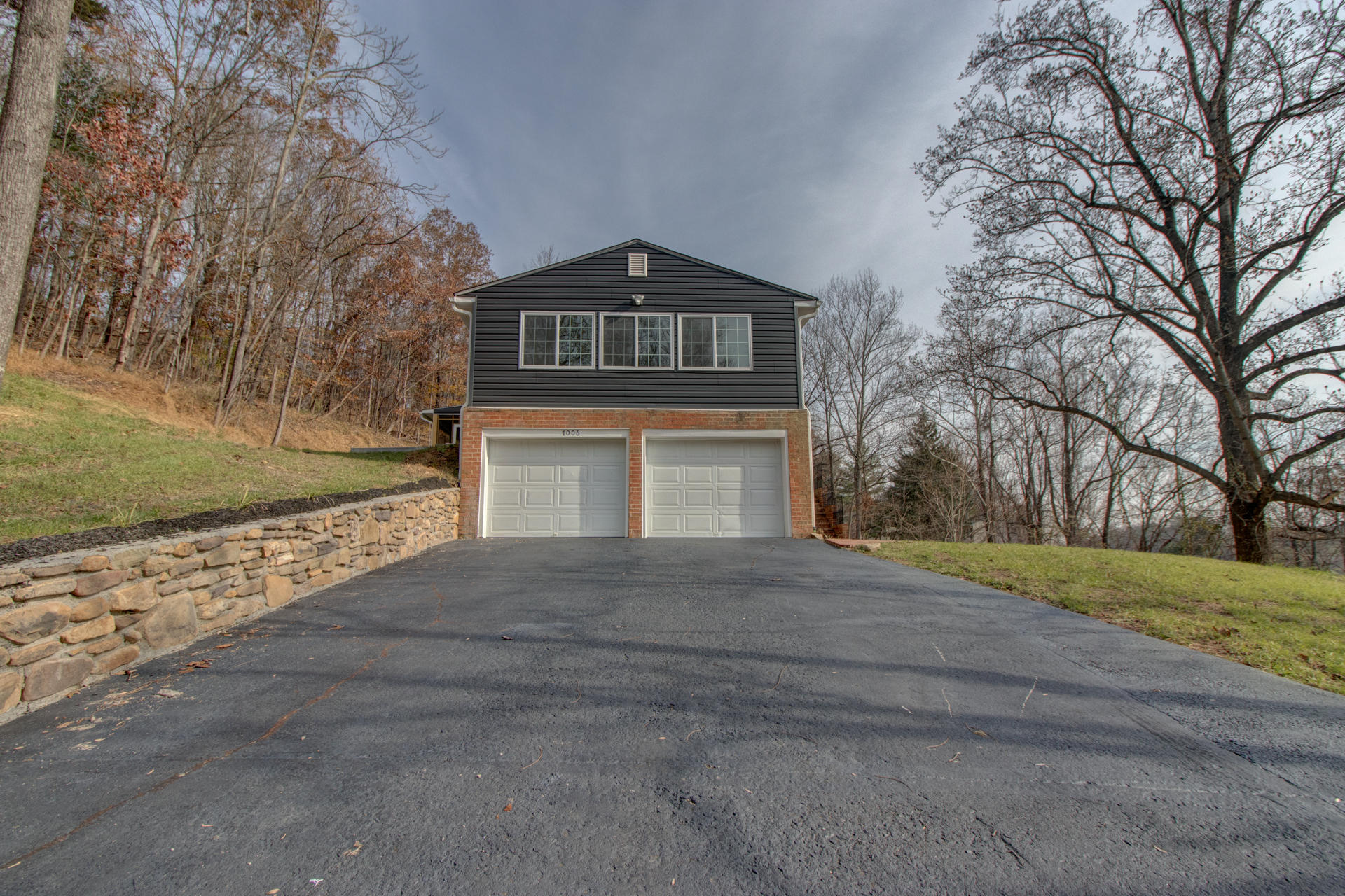 7006 Crown Road Roanoke, VA 24018 - Photo 3 of 55 IMG_4101_2_3_4_5