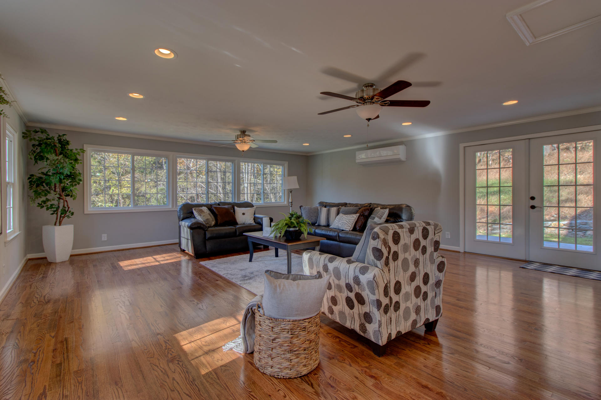 7006 Crown Road Roanoke, VA 24018 - Photo 26 of 55 IMG_1261_2_3_4_5