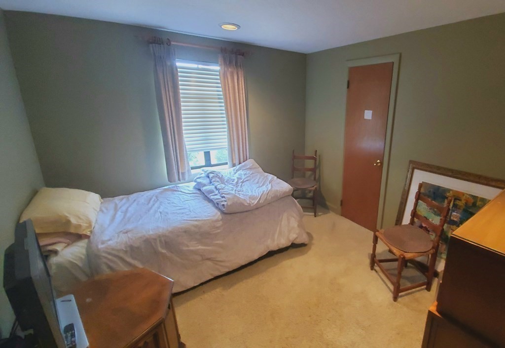 110 Elder Road Needham, MA 02494 - Photo 11 of 14