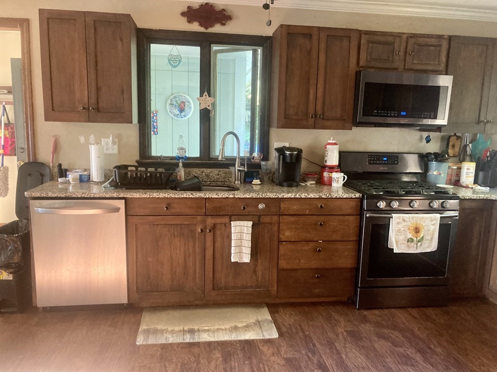 5 Chase Road North Brookfield, MA 01535 - Photo 2 of 28