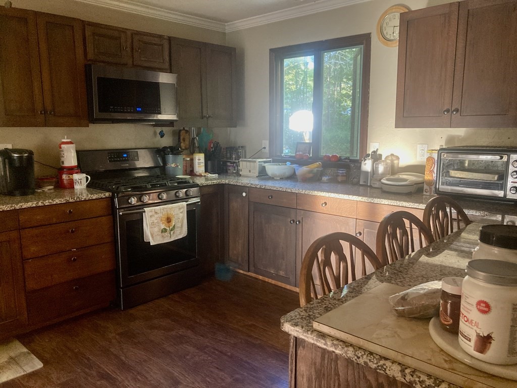 5 Chase Road North Brookfield, MA 01535 - Photo 3 of 28