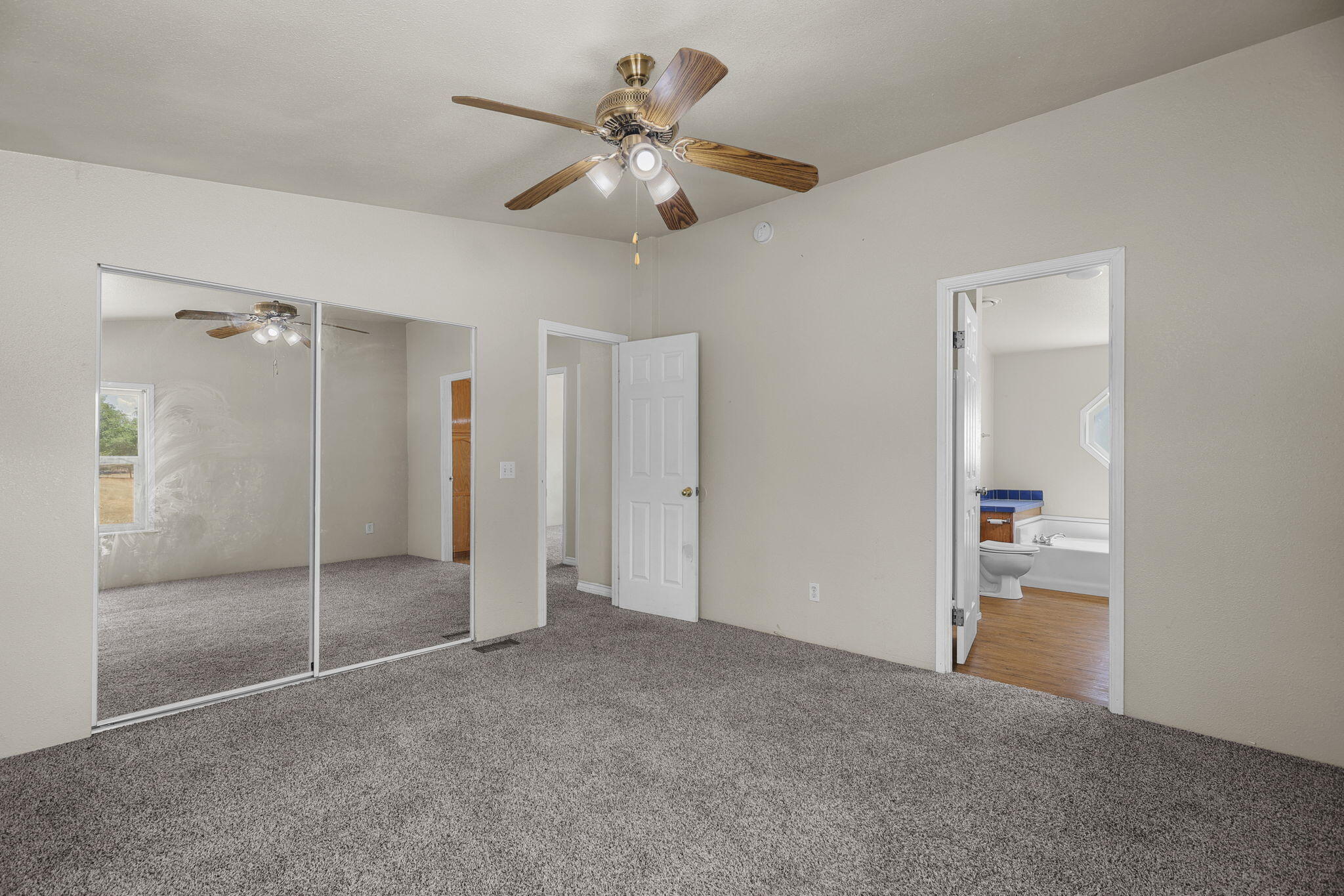 17434 El Rio Lane Anderson, CA 96007 - Photo 16 of 25 Master bedroom