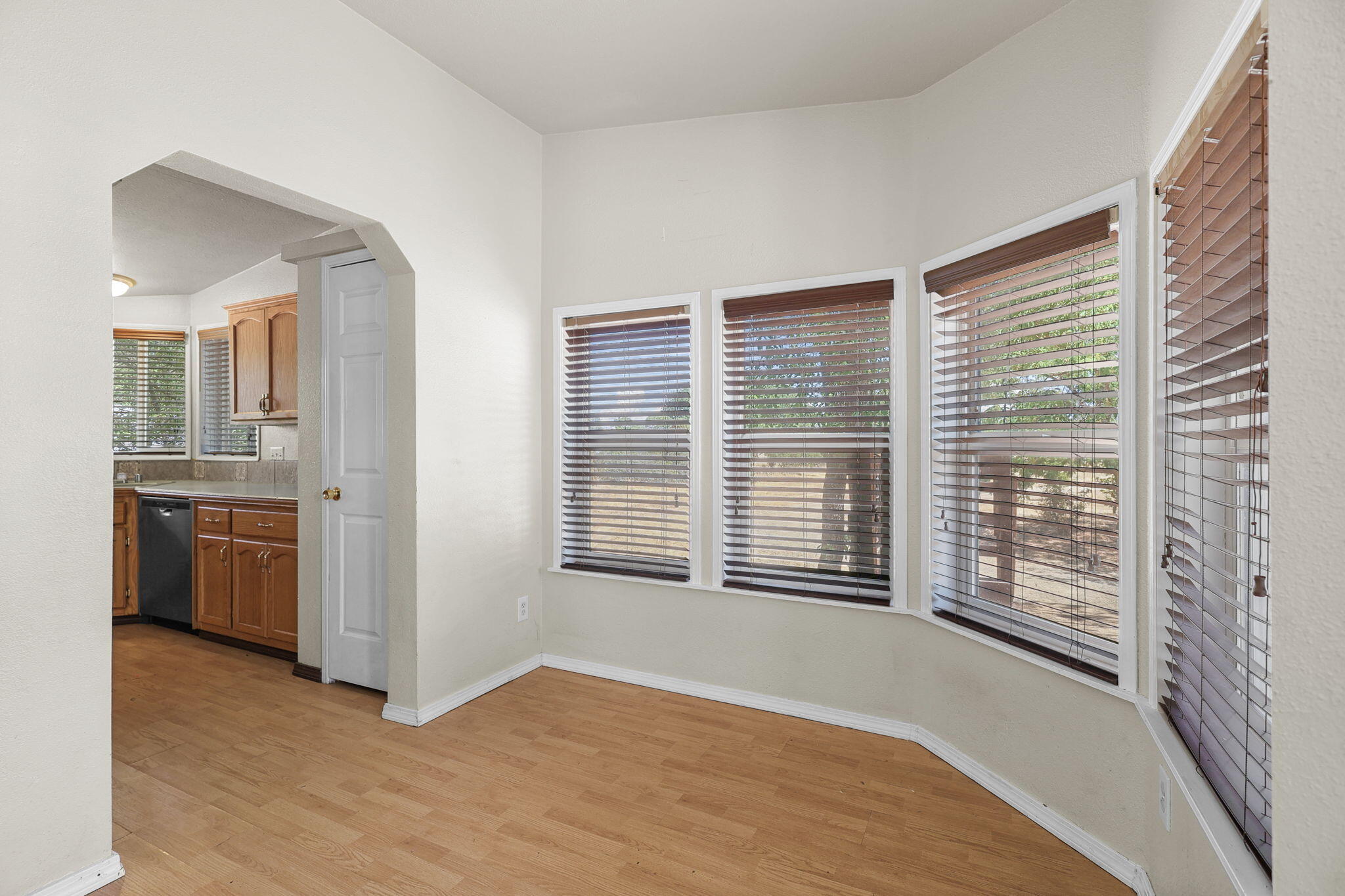17434 El Rio Lane Anderson, CA 96007 - Photo 6 of 25 office/dining