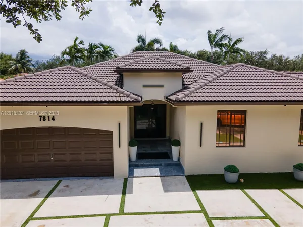 $1,200,000 | 7814 Northwest 165th Street, Miami Lakes, FL 33016