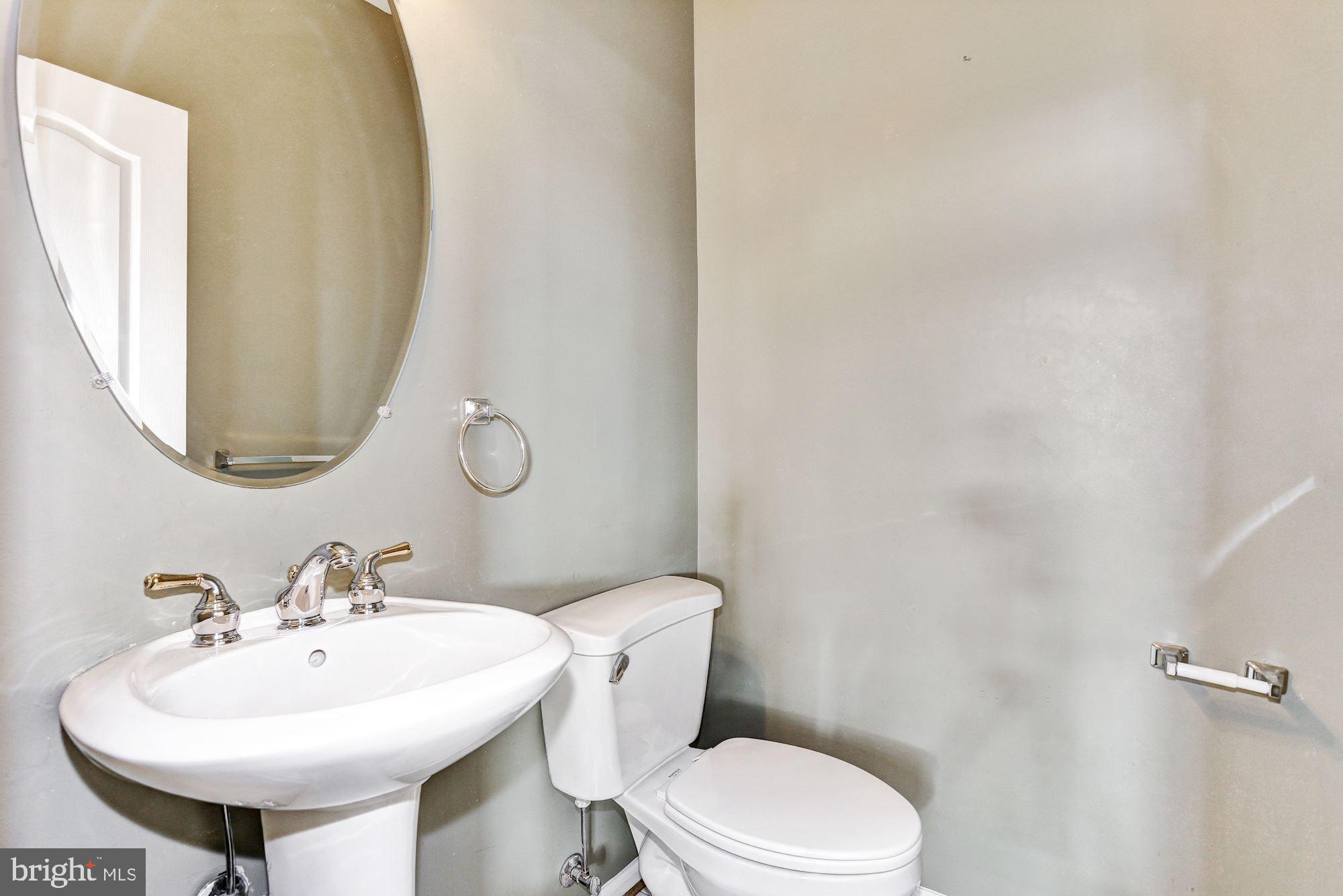 10268 Rutland Round Road, Unit 9 Columbia, MD 21044 - Photo 13 of 21 Powder Room