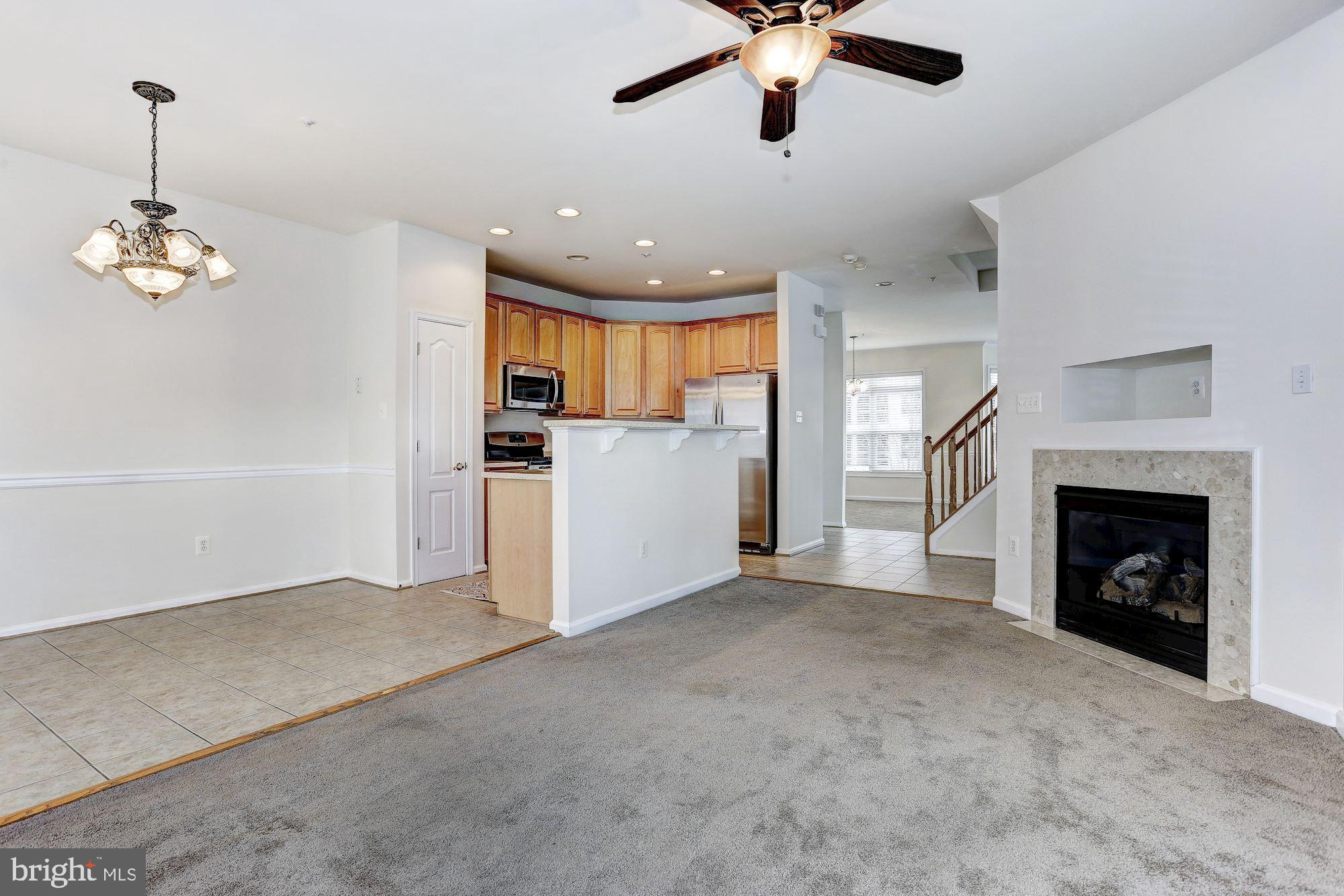 10268 Rutland Round Road, Unit 9 Columbia, MD 21044 - Photo 6 of 21 Family Room