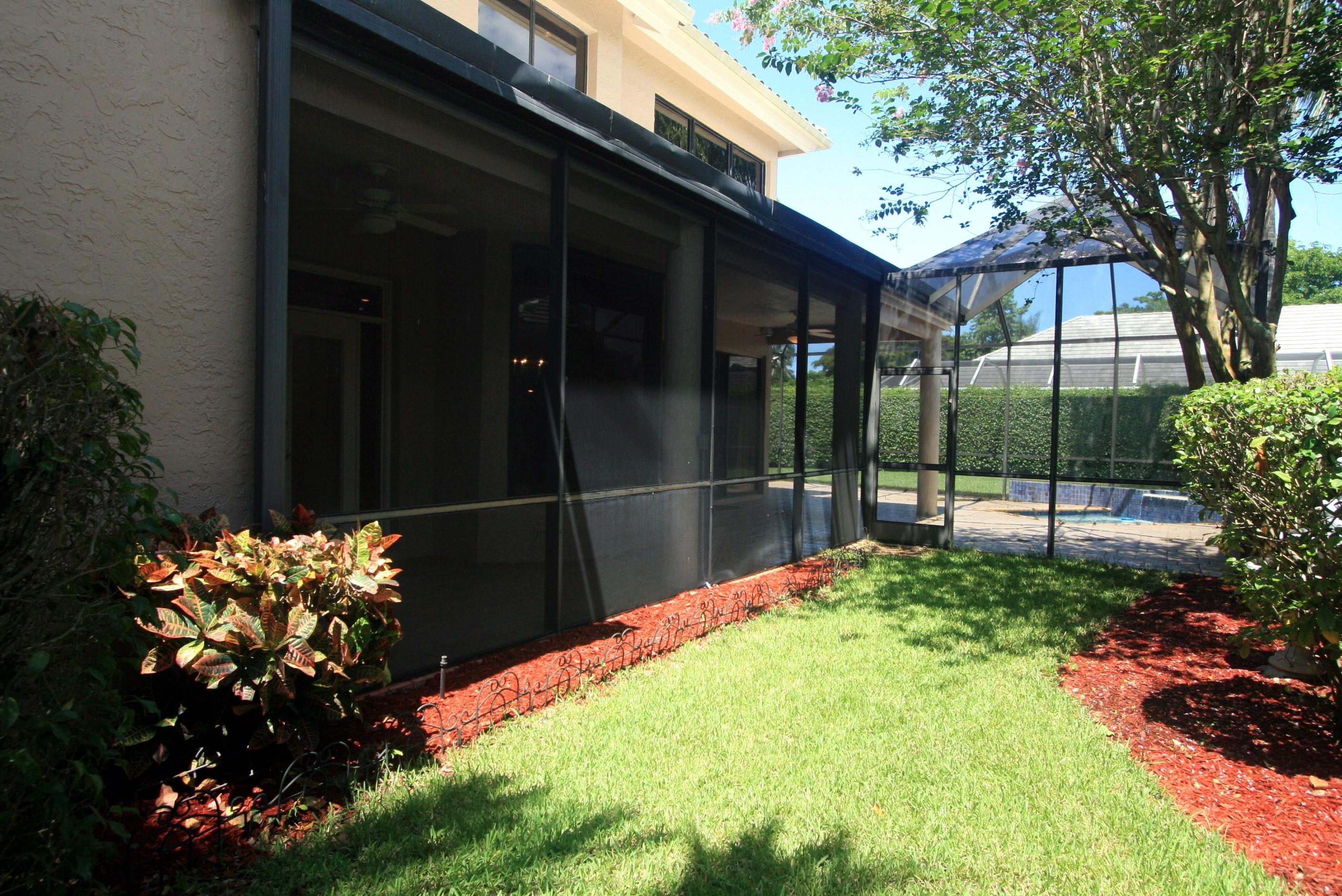 4468 Northwest 29th Way Boca Raton, FL 33434 - Photo 22 of 36 Side Garden