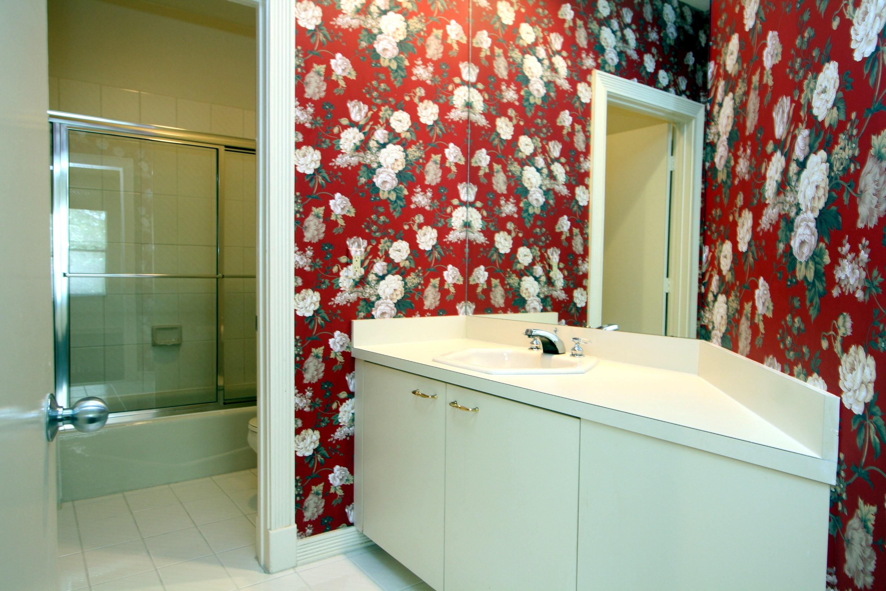 4468 Northwest 29th Way Boca Raton, FL 33434 - Photo 34 of 36 3rd Full Bath