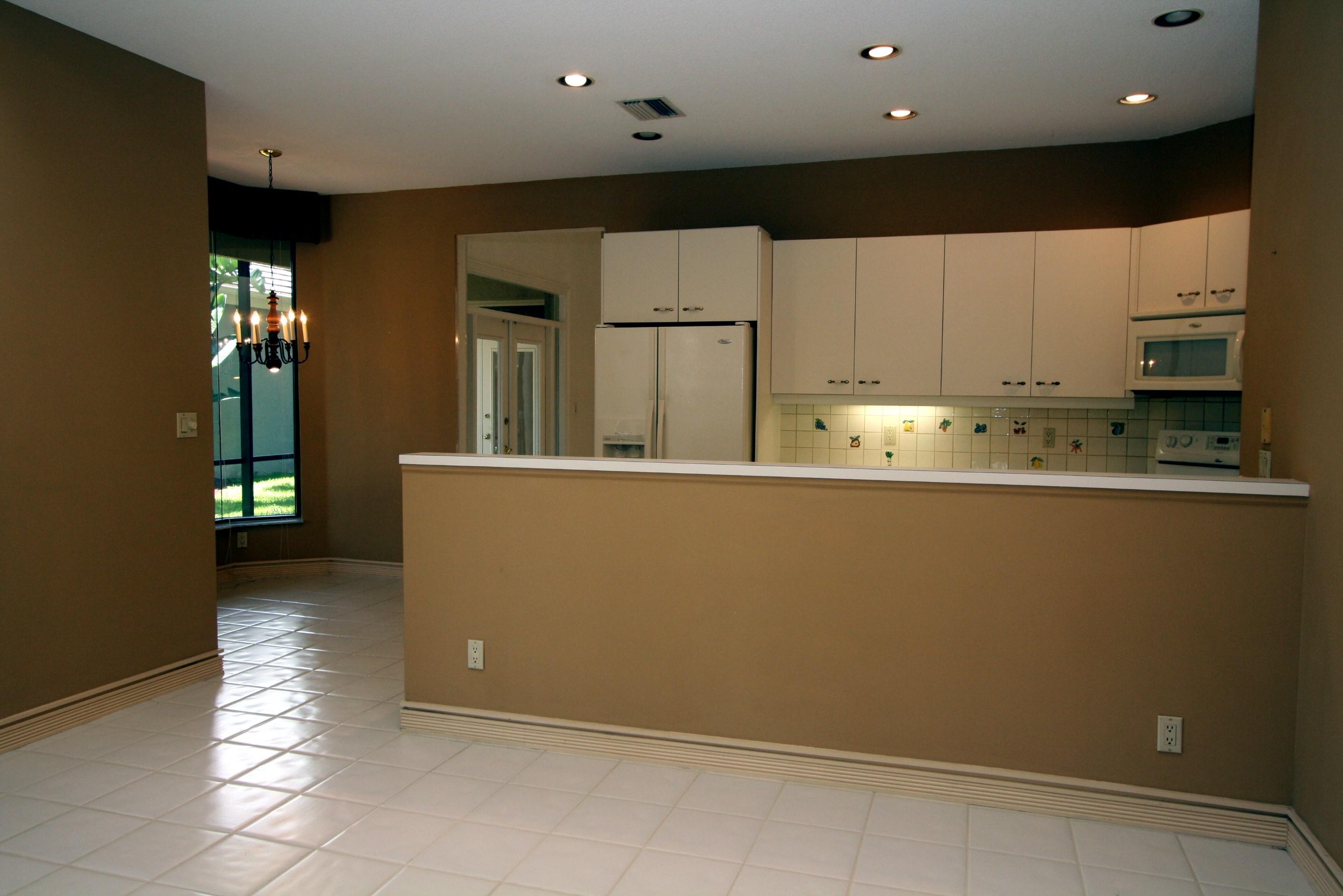 4468 Northwest 29th Way Boca Raton, FL 33434 - Photo 8 of 36 Kitchen