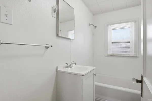 $109,900 | 2710 South Hackley Street, Muncie, IN 47302