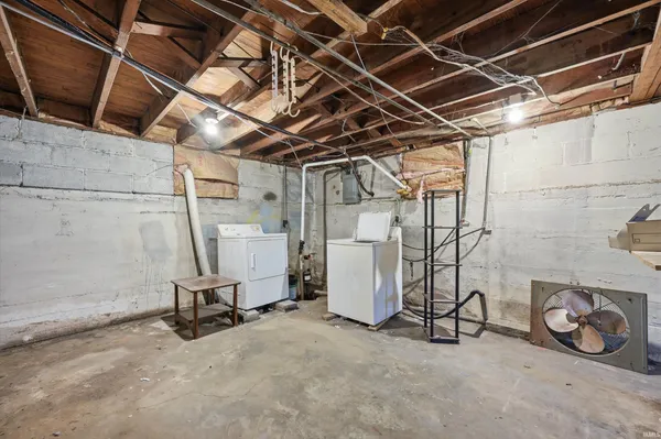 $109,900 | 2710 South Hackley Street, Muncie, IN 47302