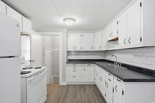 $109,900 | 2710 South Hackley Street, Muncie, IN 47302