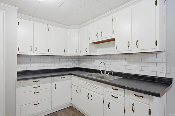 $109,900 | 2710 South Hackley Street, Muncie, IN 47302