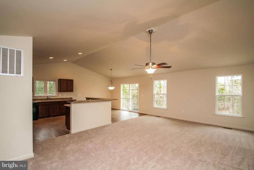 10500 Hudson Road King George, VA 22485 - Photo 2 of 30 Family Room