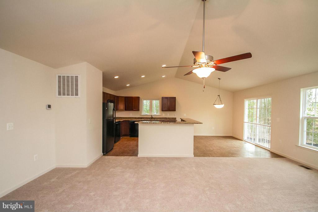 10500 Hudson Road King George, VA 22485 - Photo 3 of 30 Family Room