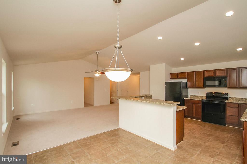 10500 Hudson Road King George, VA 22485 - Photo 6 of 30 Kitchen