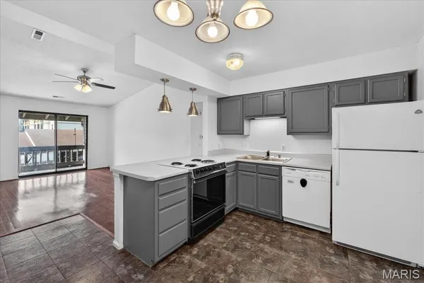 $145,000 | 1637 Summergate Parkway, St. Charles, MO 63303