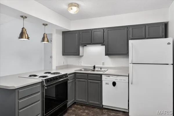 $145,000 | 1637 Summergate Parkway, St. Charles, MO 63303