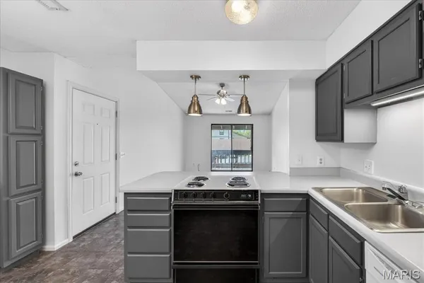 $145,000 | 1637 Summergate Parkway, St. Charles, MO 63303