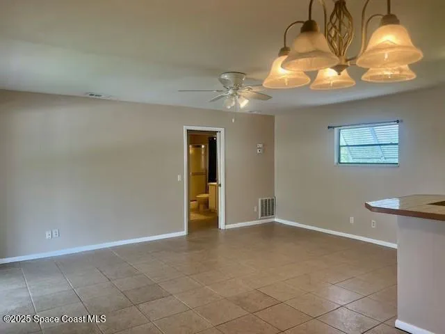 $1,750 | 1132 Breezy Way, Unit 2, Sebastian, FL 32958