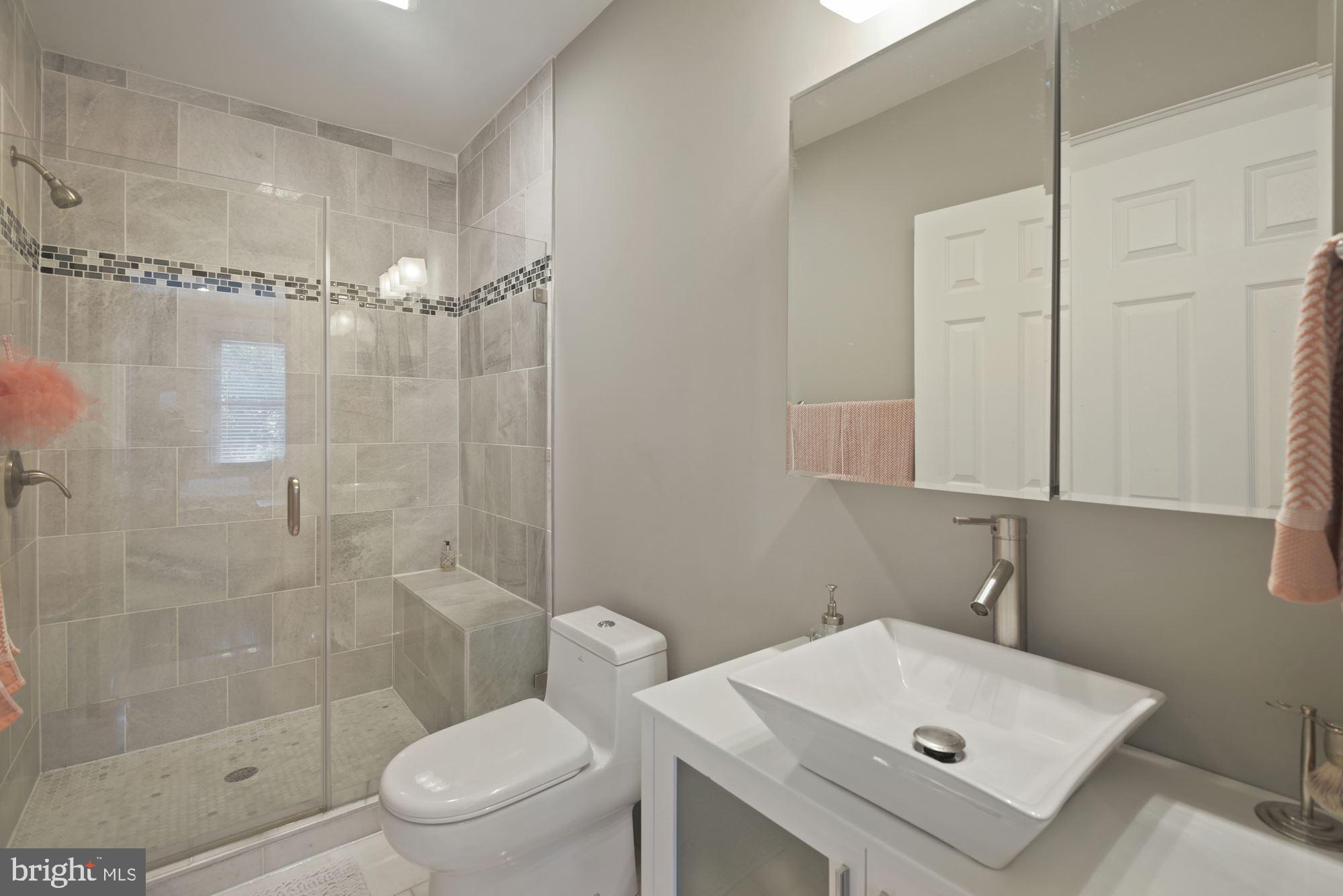 1705 Irving Street Northwest Washington, DC 20010 - Photo 20 of 27 Owner's Bath