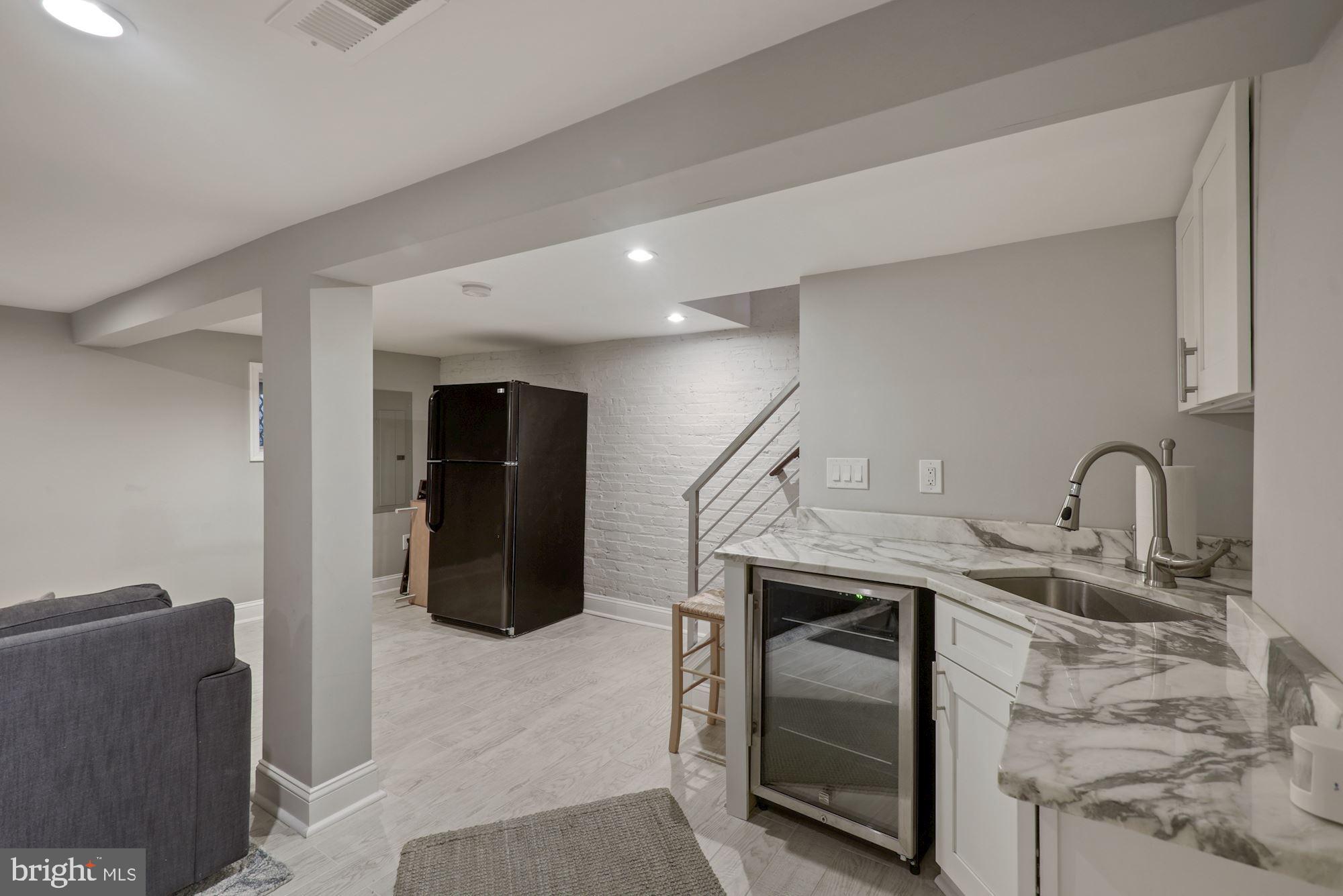 1705 Irving Street Northwest Washington, DC 20010 - Photo 22 of 27 Kitchenette